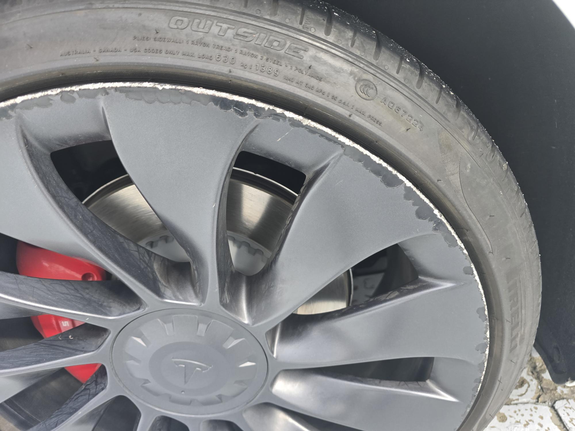 Looking to Fix a Tesla Rim? Here’s the Smart Way to Do It